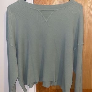 Light green long sleeve crop top